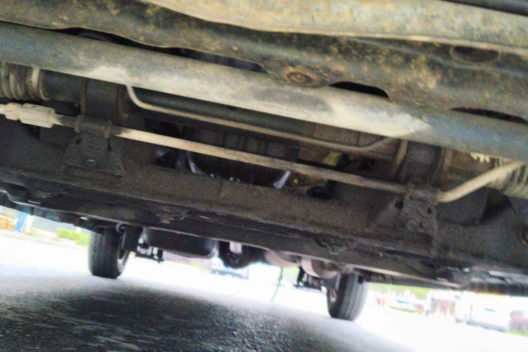Used Wuling Rongguang V 2015 1.2L Standard Version Chassis Front