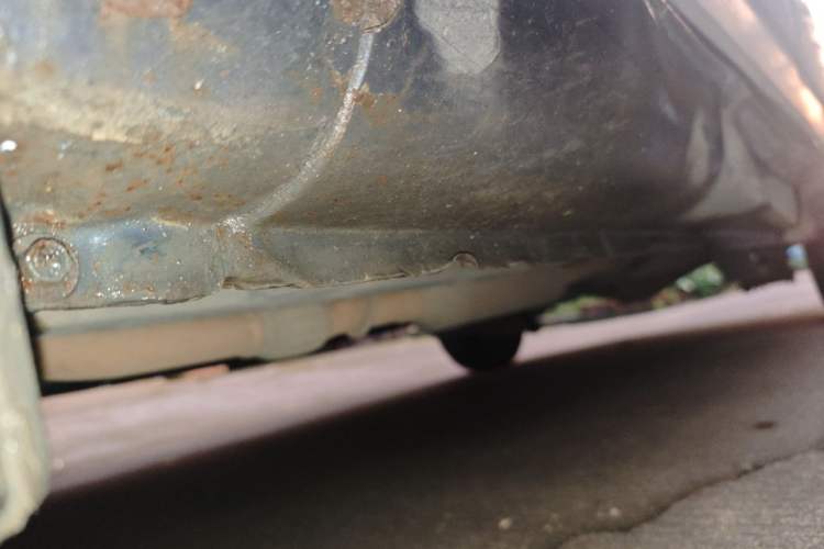 Used Wuling Rongguang V 2015 1.5L Practical Version Chassis Front Left