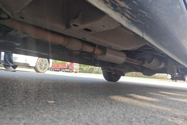 Used Wuling Rongguang V 2015 1.2L Practical Model Chassis Front Left