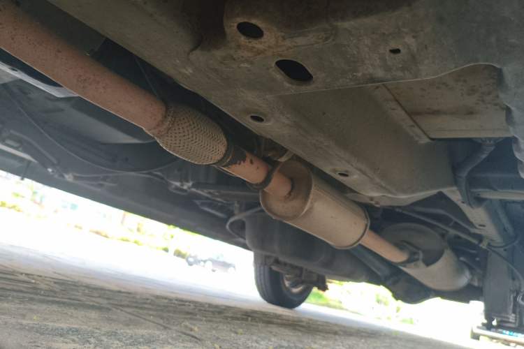 Used Wuling Rongguang V 2015 1.2L Standard Version Chassis Front Left