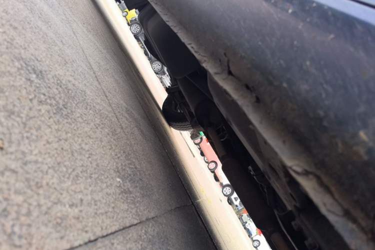 Used Wuling Rongguang V 2015 1.5L Base Version Chassis Front Right