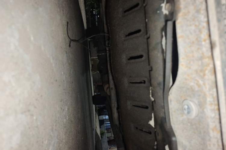 Used Wuling Rongguang V 2015 1.5L Base Version Chassis Front Right