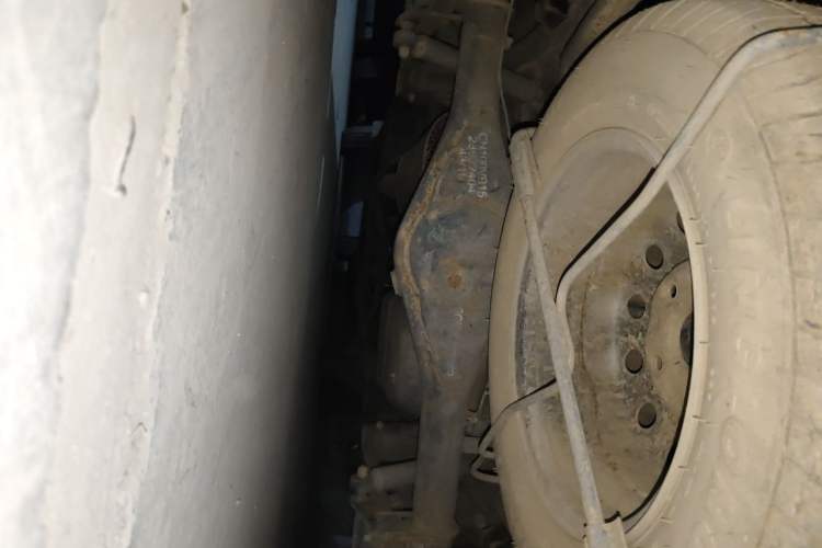 Used Wuling Rongguang V 2015 1.5L Base Version Chassis Rear