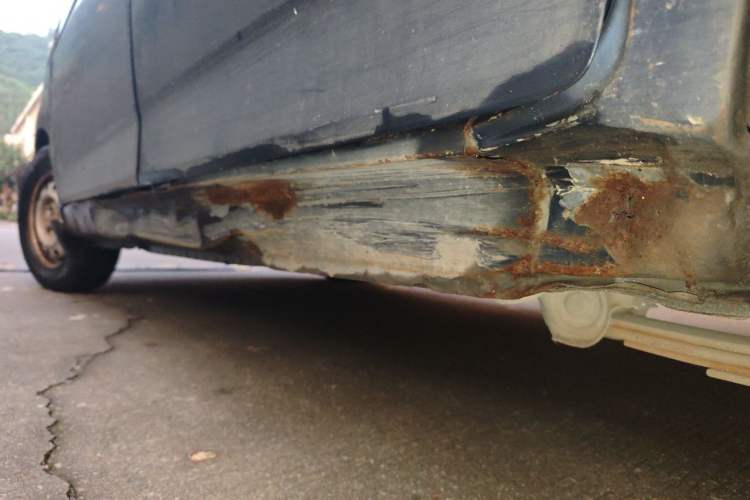 Used Wuling Rongguang V 2015 1.5L Practical Version Chassis Rear Left