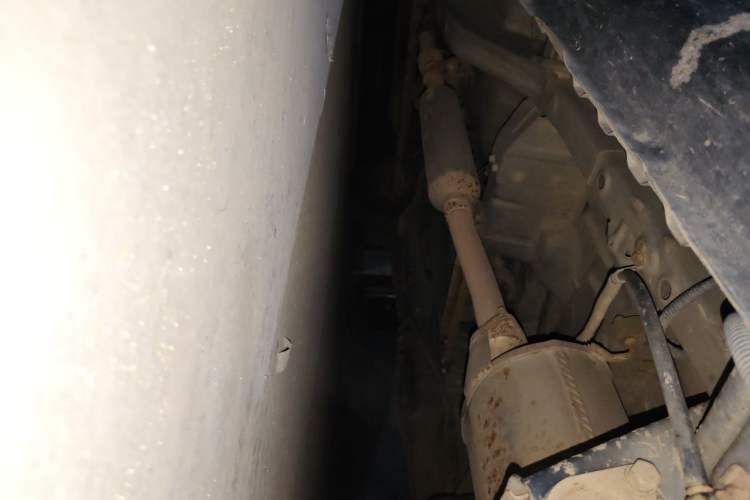 Used Wuling Rongguang V 2015 1.5L Base Version Chassis Rear Left