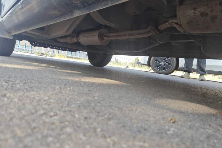 Used Wuling Rongguang V 2015 1.2L Practical Model Chassis Rear Left