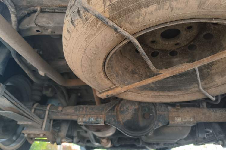 Used Wuling Rongguang V 2015 1.2L Standard Version Chassis Rear