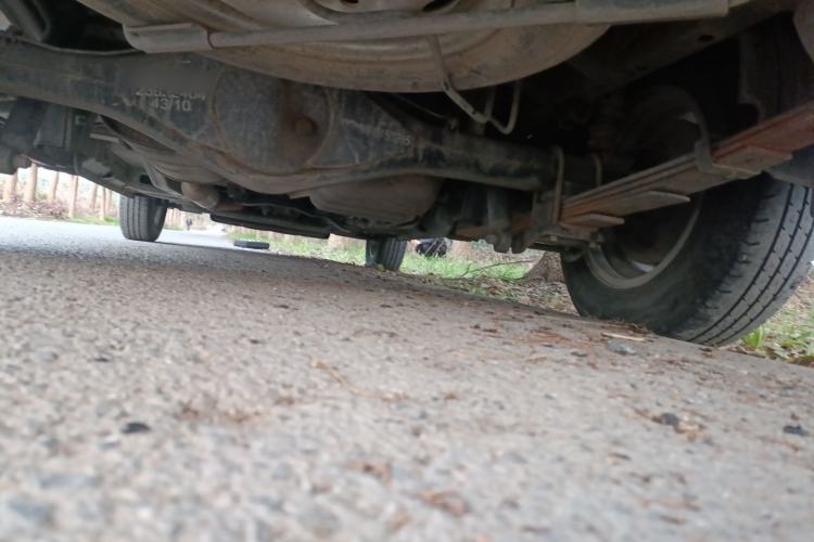 Used Wuling Rongguang V 2015 1.5L Standard Version Chassis Rear