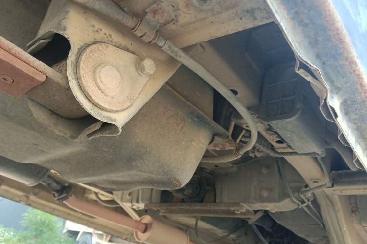 Used Wuling Rongguang V 2015 1.2L Base Version Chassis Rear Right