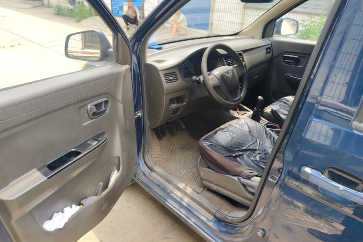 Used Wuling Rongguang V 2015 1.2L Standard Version Driver Seat