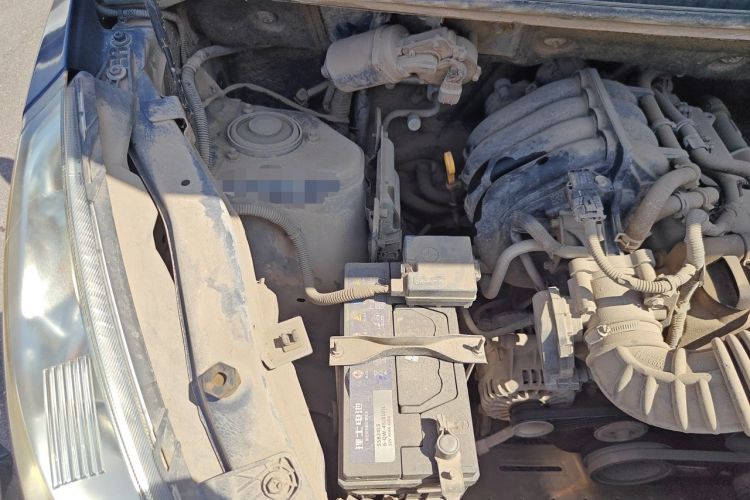 Used Wuling Rongguang V 2015 1.2L Practical Model Engine Bay Right