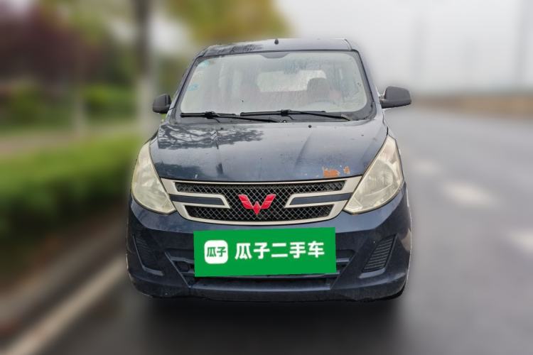 Used Wuling Rongguang V 2015 1.5L Practical Version Front
