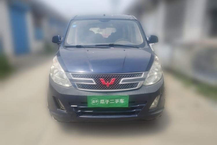 Used Wuling Rongguang V 2015 1.2L Standard Version Front