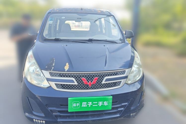 Used Wuling Rongguang V 2015 1.2L Practical Model Front
