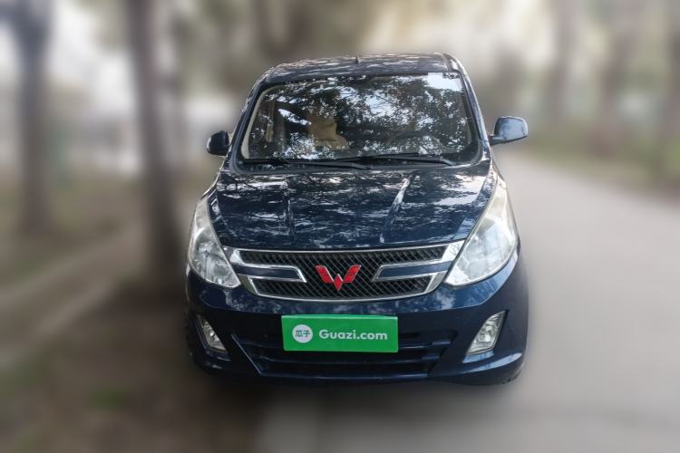 Used Wuling Rongguang V 2015 1.5L Standard Version Front