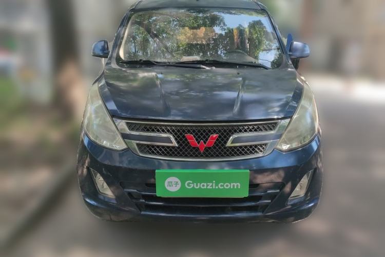Used Wuling Rongguang V 2015 1.2L Standard Version Front