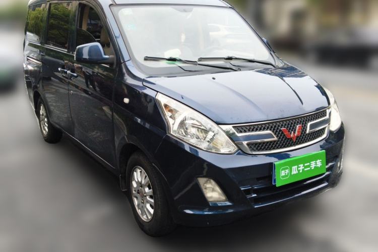 Used Wuling Rongguang V 2015 1.2L Standard Version Front Right 45 Deg