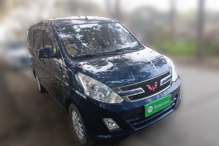 Used Wuling Rongguang V 2015 1.5L Standard Version Front Right 45 Deg