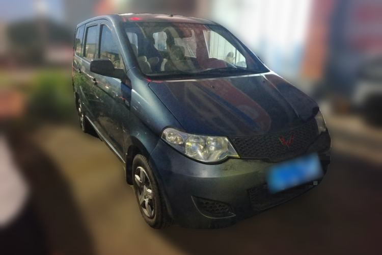 Used Wuling Rongguang V 2015 1.5L Base Version Front Right 45 Deg