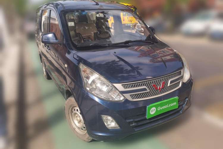 Used Wuling Rongguang V 2015 1.2L Base Version Front Right 45 Deg