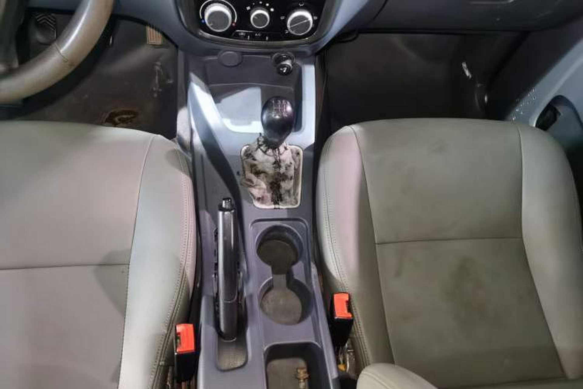Used Wuling Rongguang V 2015 1.2L Base Version Gear Lever