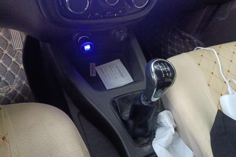 Used Wuling Rongguang V 2015 1.5L Standard Version Gear Lever