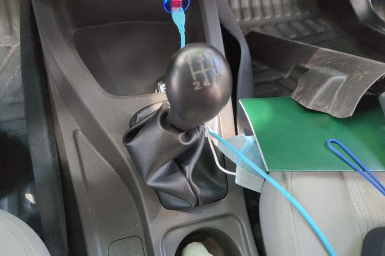 Used Wuling Rongguang V 2015 1.2L Standard Version Gear Lever