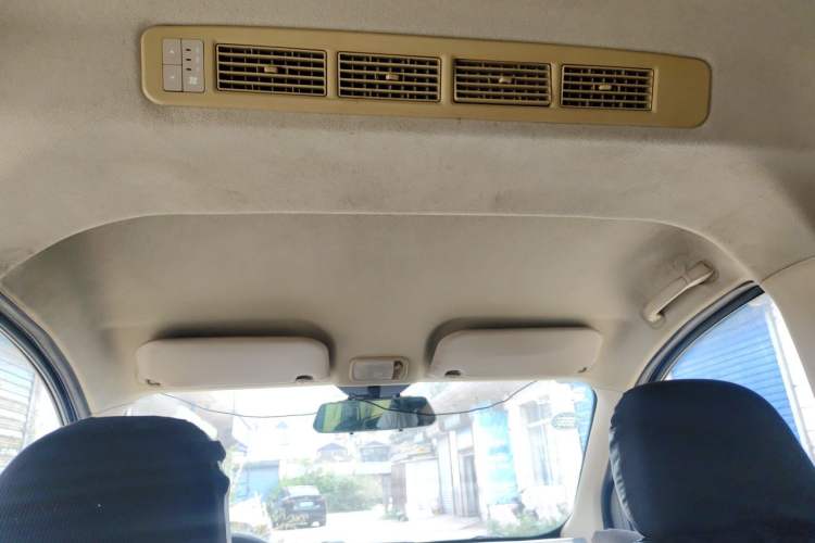 Used Wuling Rongguang V 2015 1.2L Standard Version Headliner