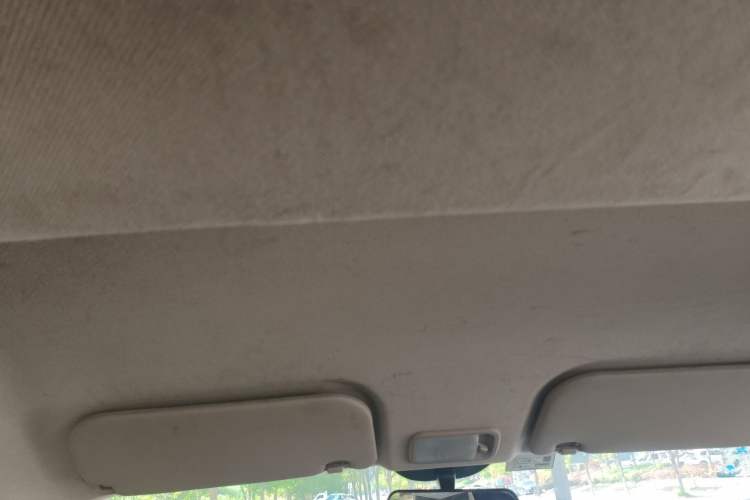 Used Wuling Rongguang V 2015 1.2L Standard Version Headliner