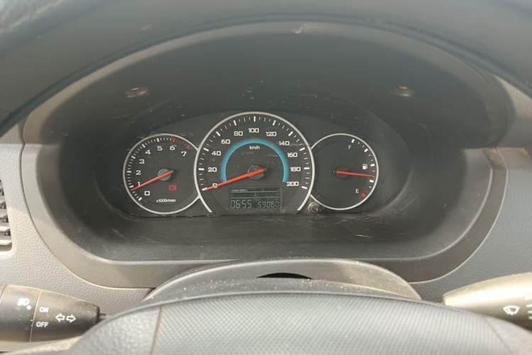 Used Wuling Rongguang V 2015 1.2L Base Version Instrument Cluster