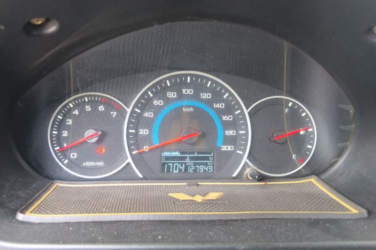 Used Wuling Rongguang V 2015 1.5L Base Version Instrument Cluster