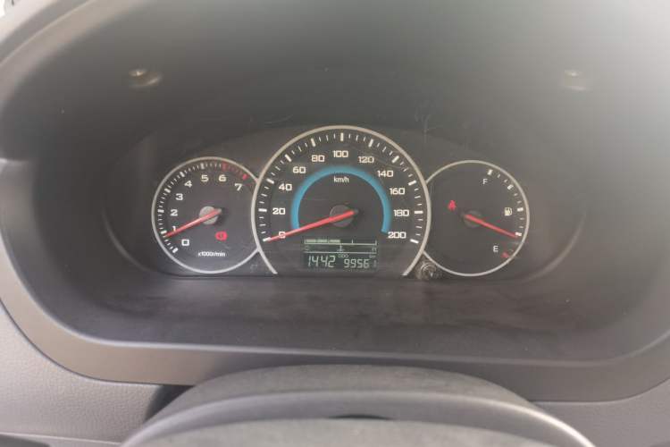 Used Wuling Rongguang V 2015 1.2L Base Version Instrument Cluster