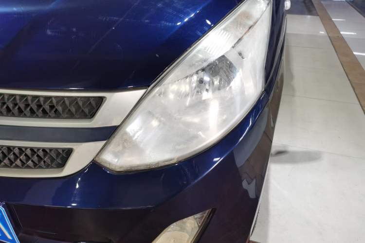 Used Wuling Rongguang V 2015 1.2L Base Version Left Front Headlight