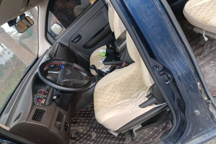 Used Wuling Rongguang V 2015 1.5L Standard Version Left Front Seat