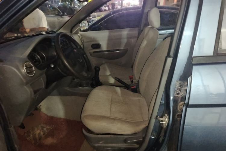 Used Wuling Rongguang V 2015 1.5L Base Version Left Front Seat