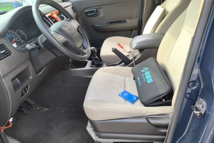 Used Wuling Rongguang V 2015 1.5L Standard Version Left Front Seat