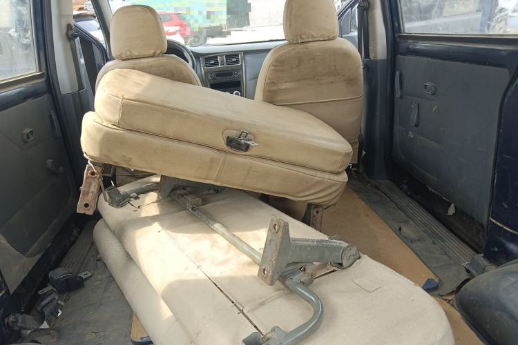 Used Wuling Rongguang V 2015 1.2L Base Version Left Rear Seat