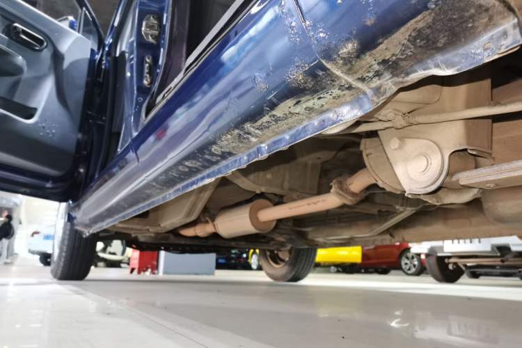 Used Wuling Rongguang V 2015 1.2L Base Version Left Side Sill