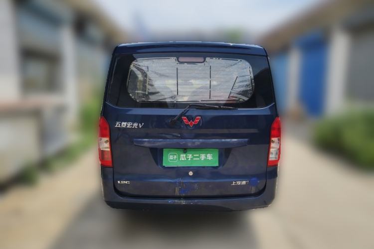 Used Wuling Rongguang V 2015 1.2L Standard Version Rear