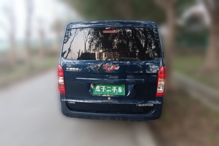 Used Wuling Rongguang V 2015 1.5L Standard Version Rear