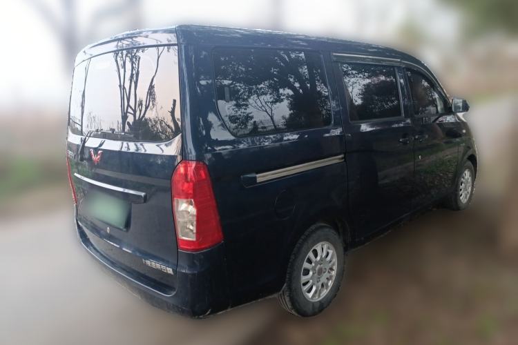 Used Wuling Rongguang V 2015 1.5L Standard Version Rear Right 45 Deg