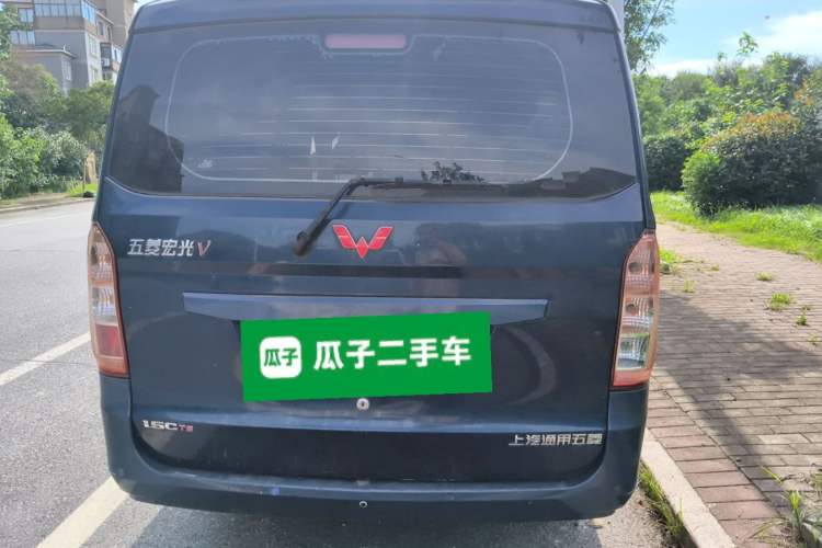 Used Wuling Rongguang V 2015 1.5L Standard Version Rear