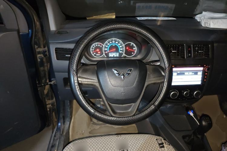 Used Wuling Rongguang V 2015 1.5L Base Version Steering Wheel