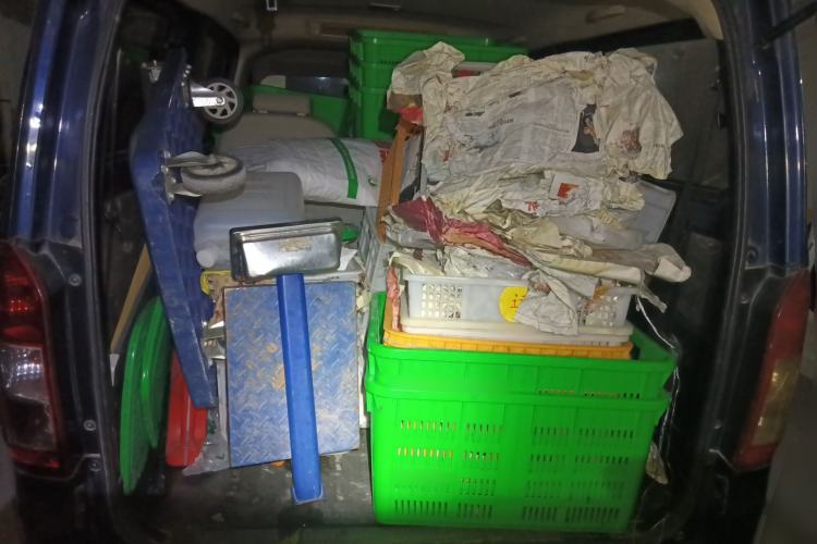 Used Wuling Rongguang V 2015 1.5L Standard Version Trunk