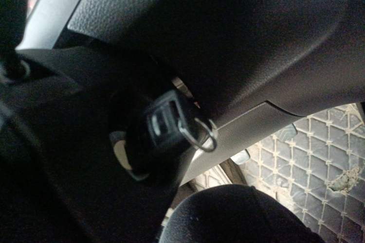 Used Wuling Rongguang V 2015 1.5L Standard Version Vehicle Key