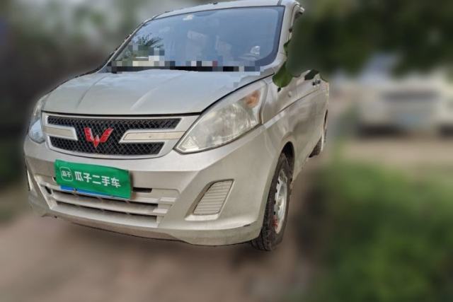 Used Wuling Rongguang V 2015 1.2L Practical Model