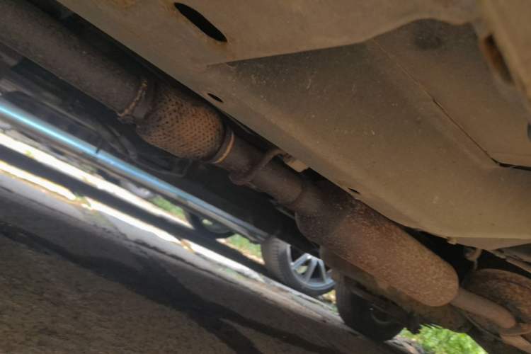 Used Wuling Rongguang V 2015 1.5L Standard Version Chassis Front Left