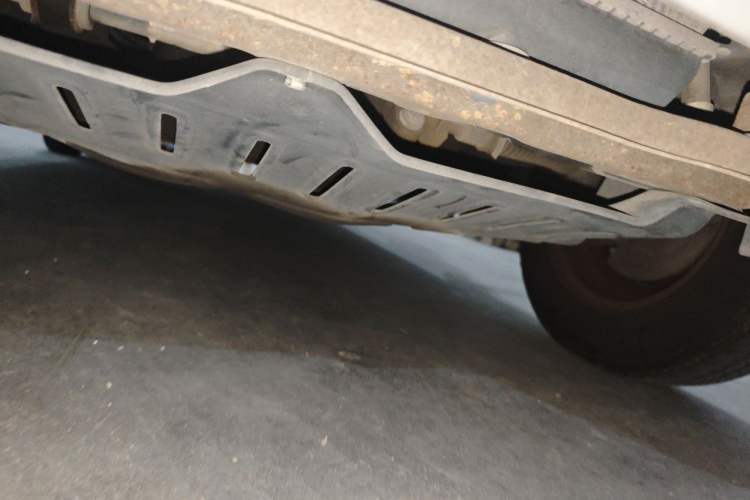 Used Wuling Rongguang V 2015 1.2L Practical Model Chassis Front