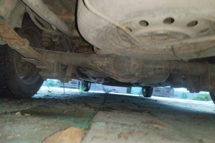 Used Wuling Rongguang V 2015 1.5L Base Version Chassis Rear