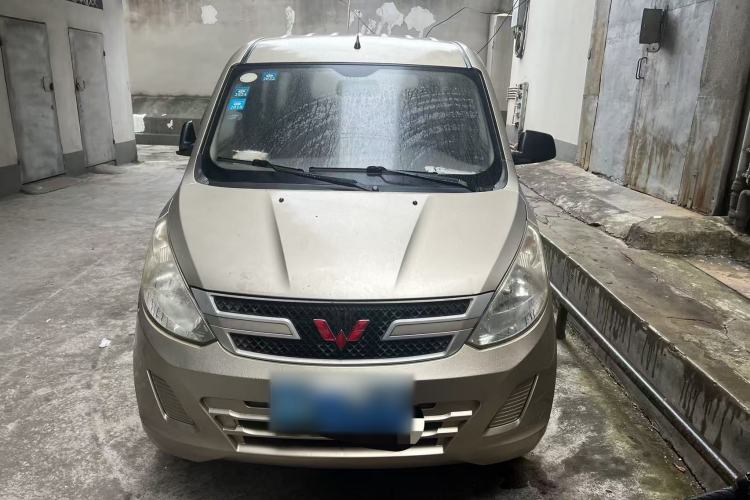 Used Wuling Rongguang V 2015 1.5L Practical Version Exterior 1